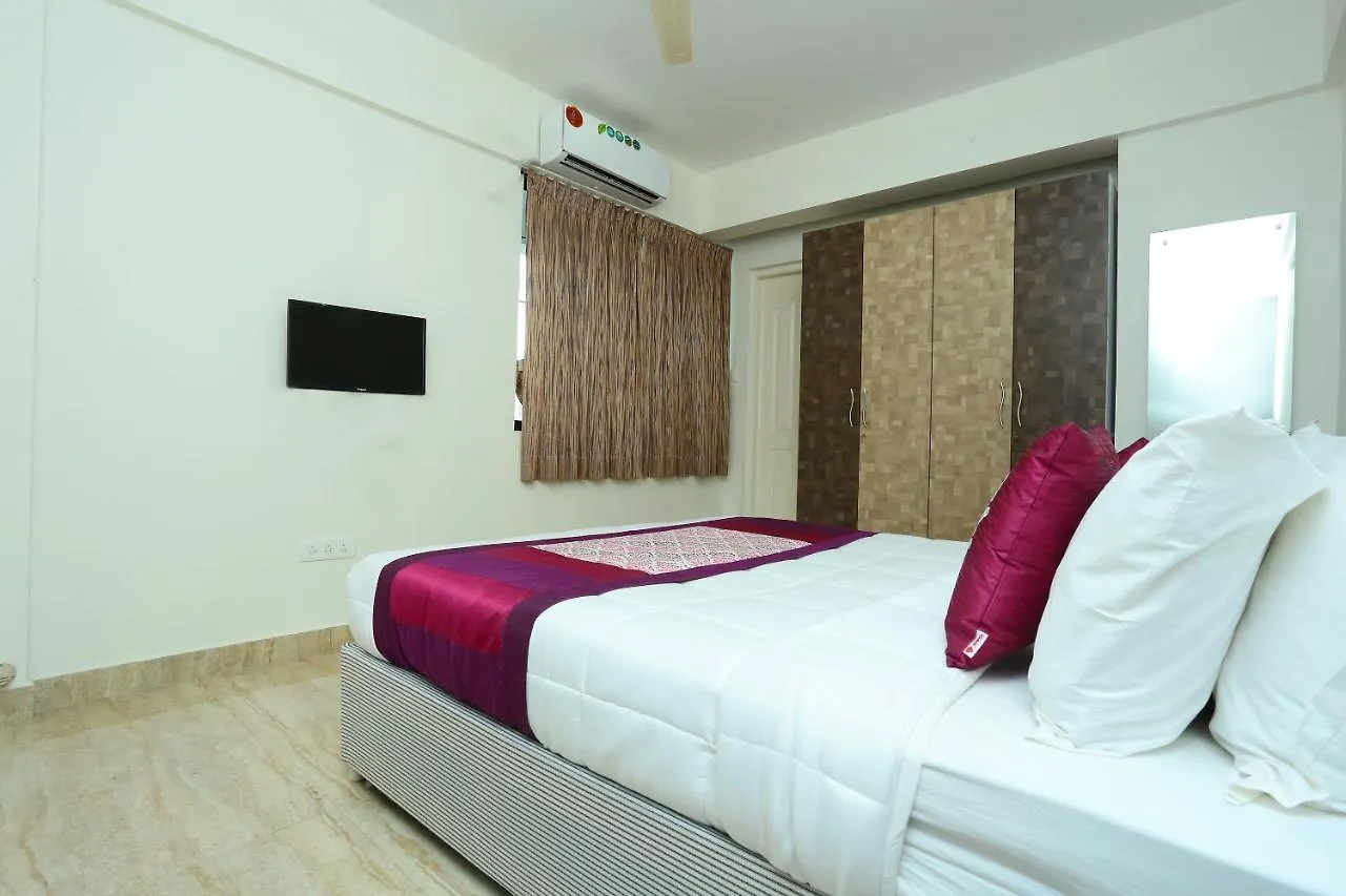 Silverkey Executive Stays 20010 Kakkanad Kochi 3*,  Indien