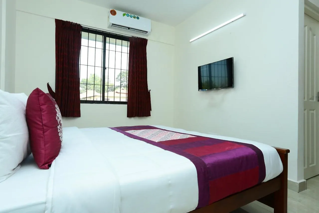 Hotel Silverkey Executive Stays 20010 Kakkanad Kochi