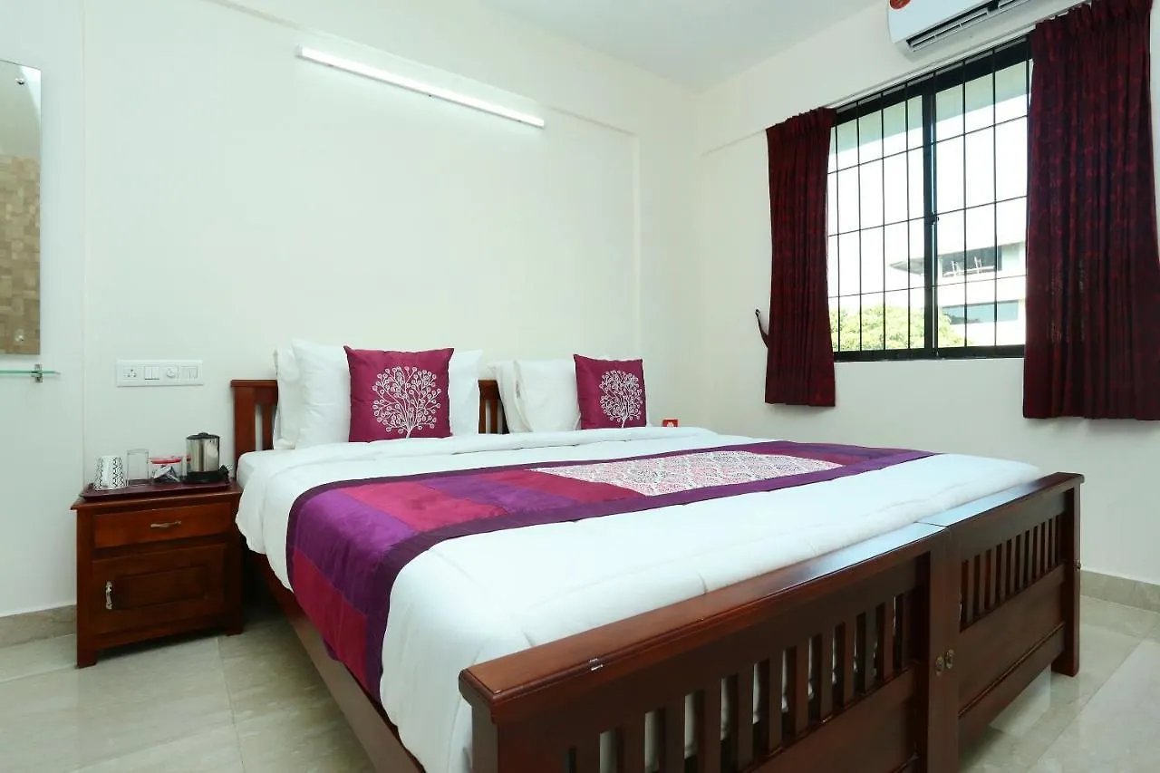 Silverkey Executive Stays 20010 Kakkanad Kochi Hotel